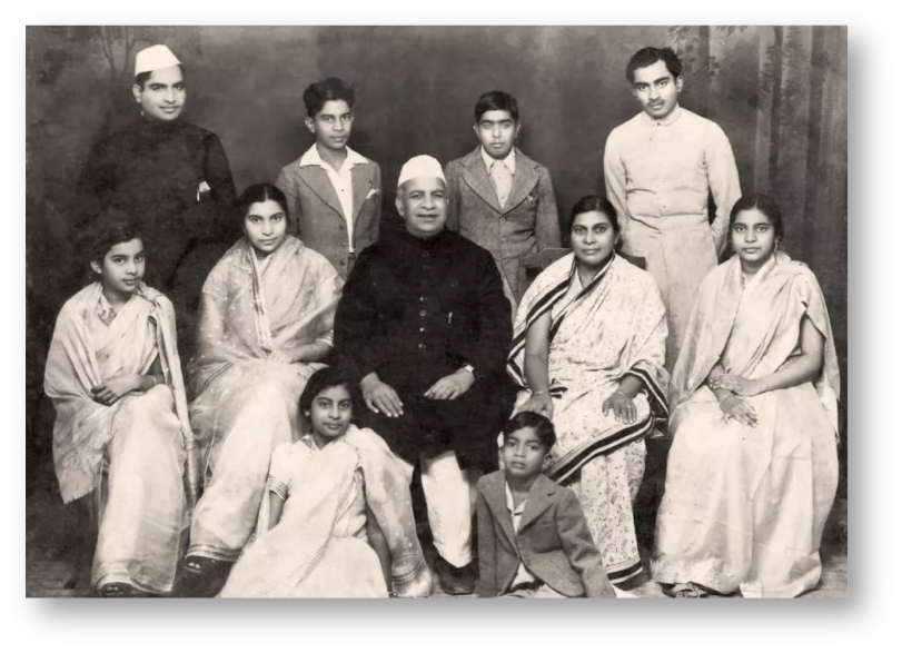 Shri Mataji's family photo